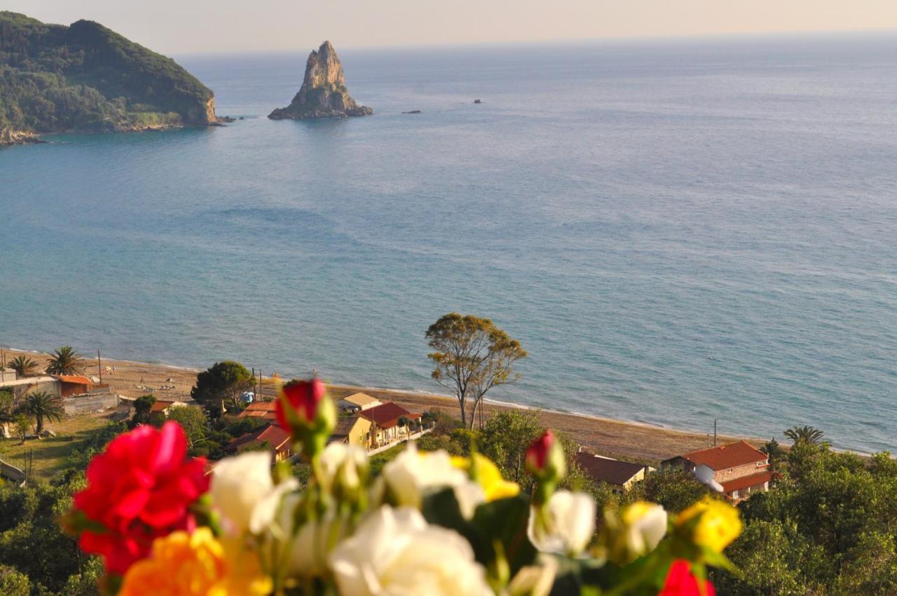 Beach House Yannis 3 In Agios Gordios Beach On Corfu מראה חיצוני תמונה