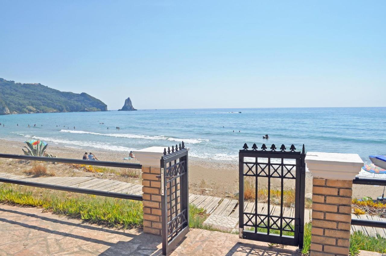 Beach House Yannis 3 In Agios Gordios Beach On Corfu מראה חיצוני תמונה